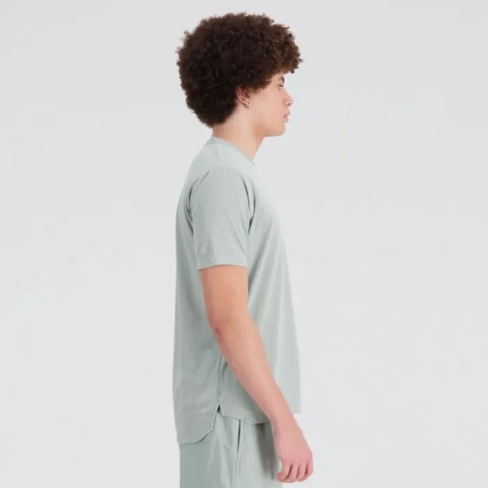 Shop New Balance Graphic Impact Run Singlet Groen